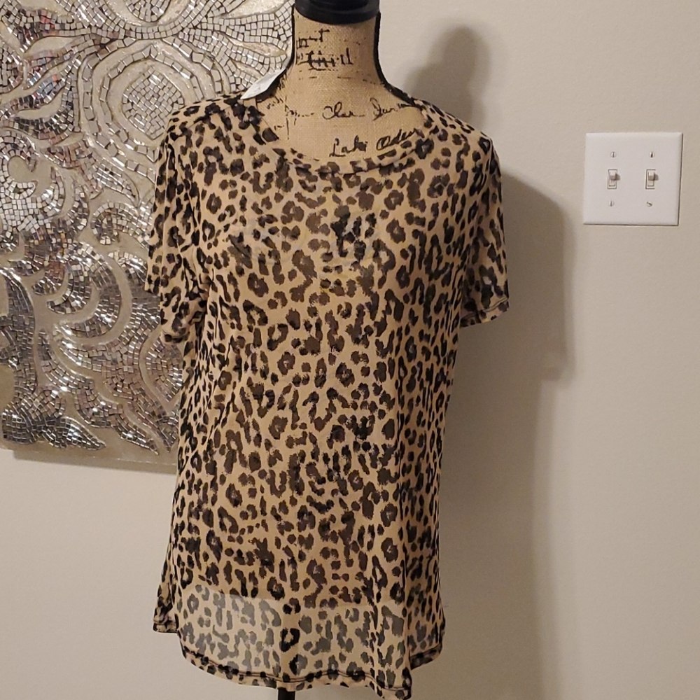 Torrid mesh cheetah blouse Size 2